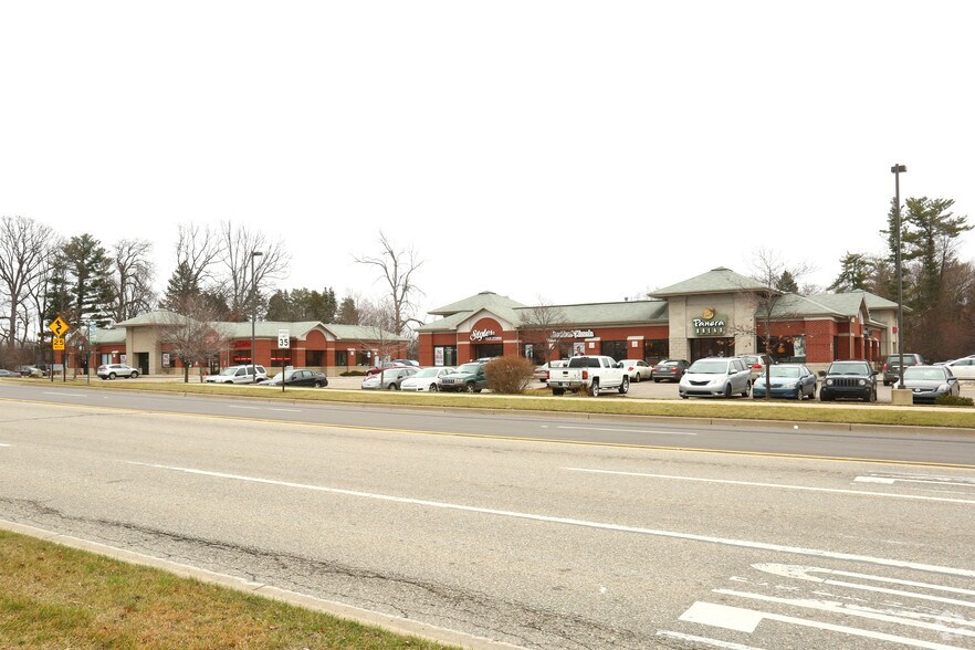 More Photos Of 4738 Central Park Dr, Okemos Freestanding For Lease