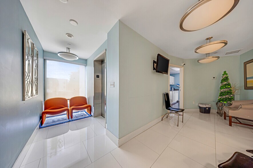 More Photos Of 1693 SW 27th Ave, Miami Office For Sale