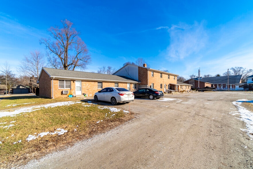 More Photos Of 19022 4th St, New Paris Apartments For Sale