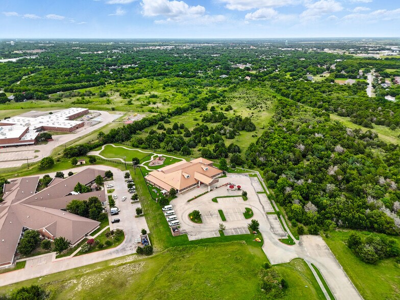 More Photos Of 1700 Cedar Run, Ennis Daycare Center For Sale