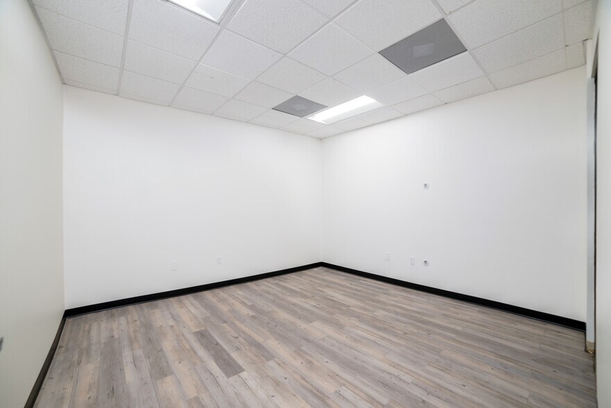 More Photos Of 1818 E Elma Ct, Ontario Medical For Sale