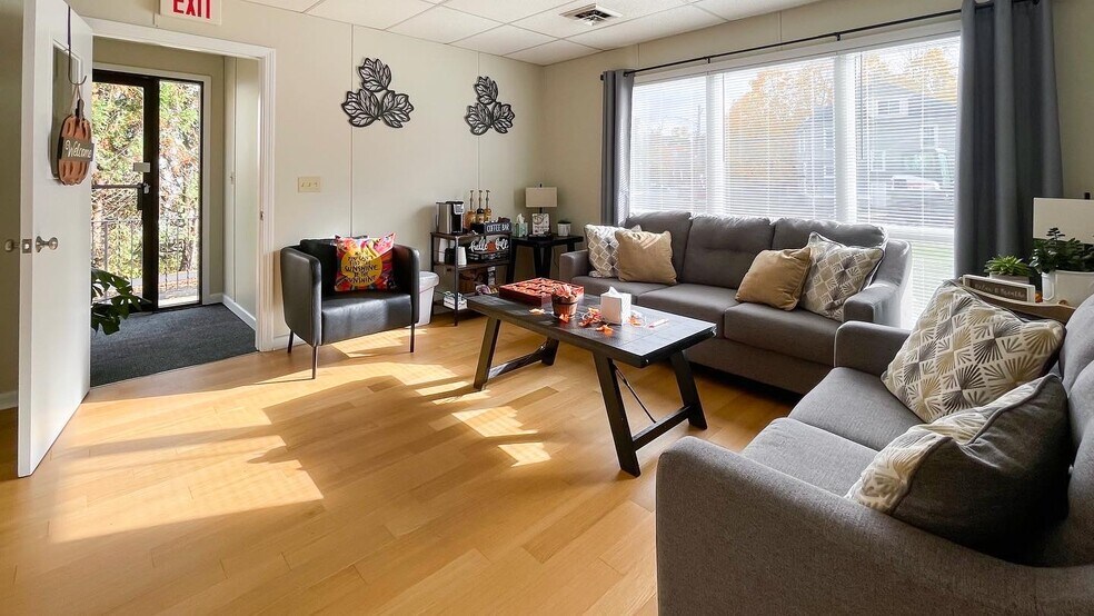 More Photos Of 14 Maple St, Terryville Office For Lease