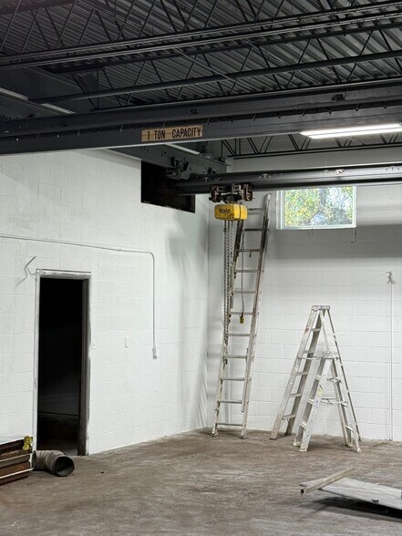 More Photos Of 691 Doctor Martin Luther King Junior Ave, Memphis Flex For Sale