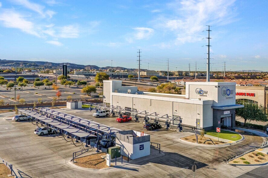 More Photos Of 46 Stephanie St, Henderson Specialty For Sale