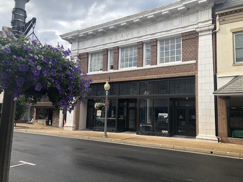 Primary Photo Of 205A E Main St, Front Royal Storefront Retail Office For Lease