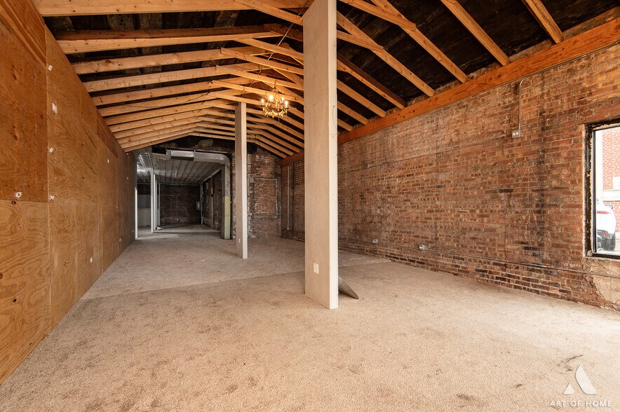 More Photos Of 16-18 E Burlington Ave, La Grange Storefront For Lease