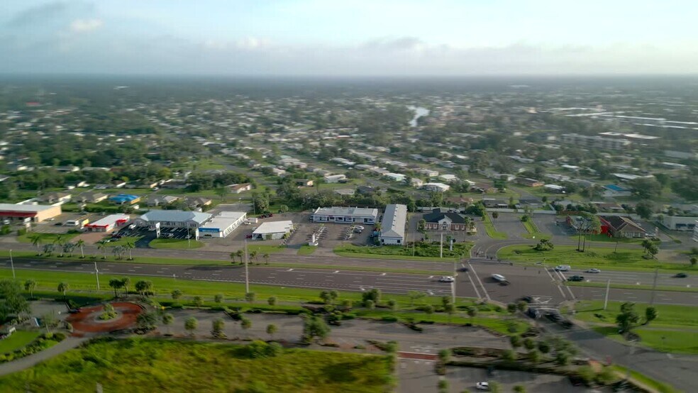 Primary Photo Of 2886 Tamiami Trl, Port Charlotte Office Residential For Lease
