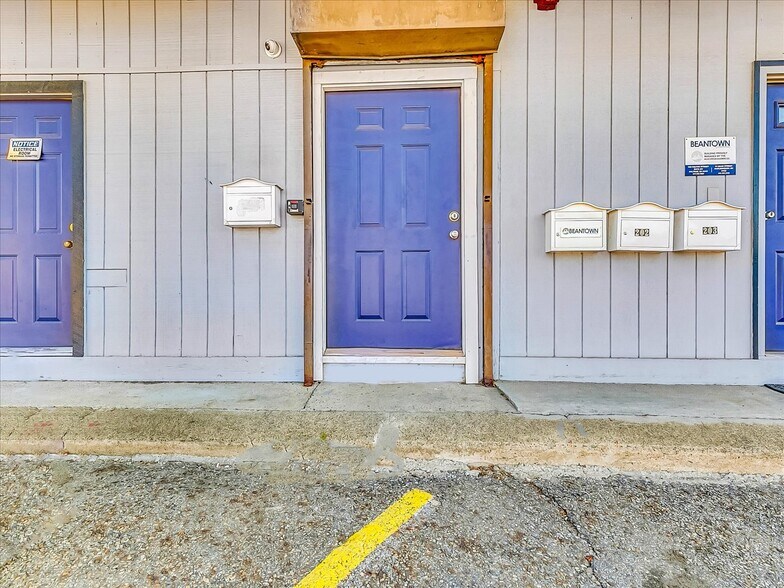 More Photos Of 100 Felton St, Waltham Flex For Lease