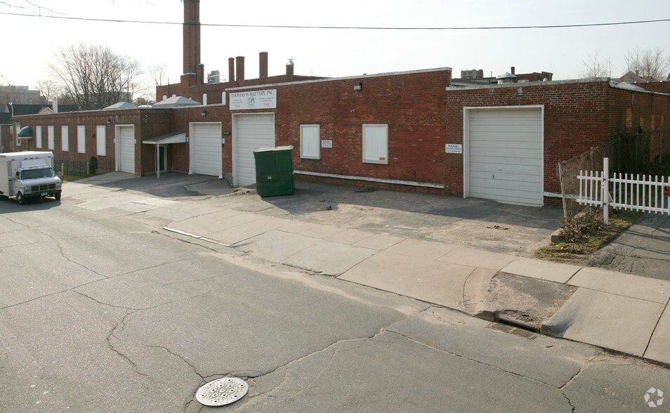 More Photos Of 1055 Broad St, Hartford Manufacturing For Sale