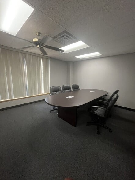 More Photos Of 1405 W Center St, Greenwood Office For Lease