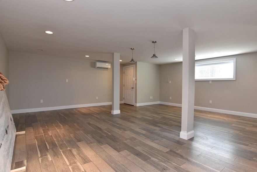 More Photos Of 18355 Coastal Hwy, Lewes Office For Lease