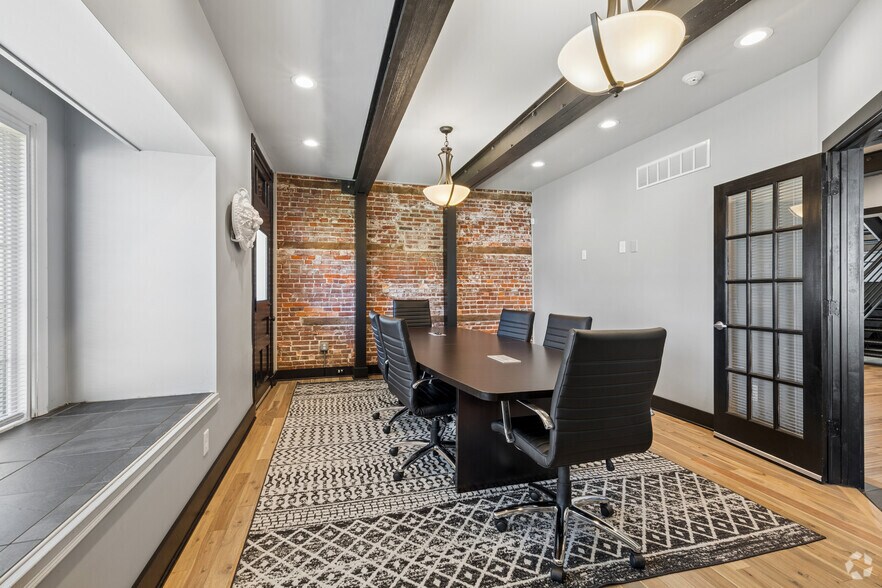 More Photos Of 39 E Main St, Marlton Office Residential For Lease