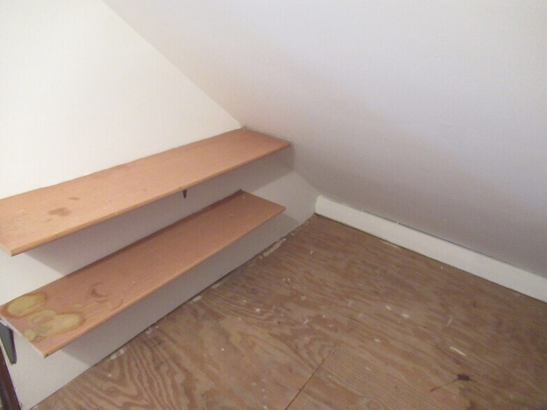 More Photos Of 5250 W Plattner Dr, Alsip Warehouse For Lease