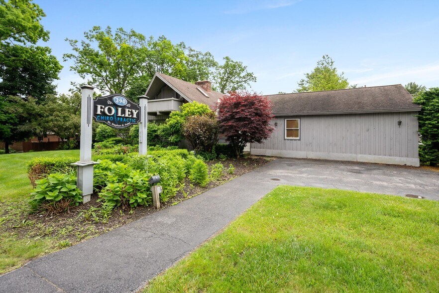 More Photos Of 290 Church St, Saratoga Springs Office For Sale