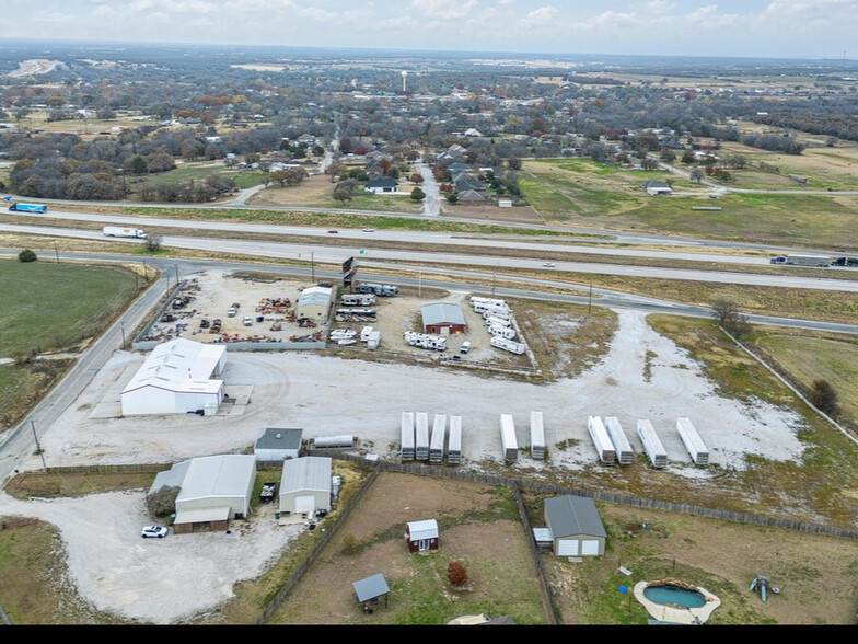 Primary Photo Of 707 S Wickham St, Alvord Truck Terminal For Sale