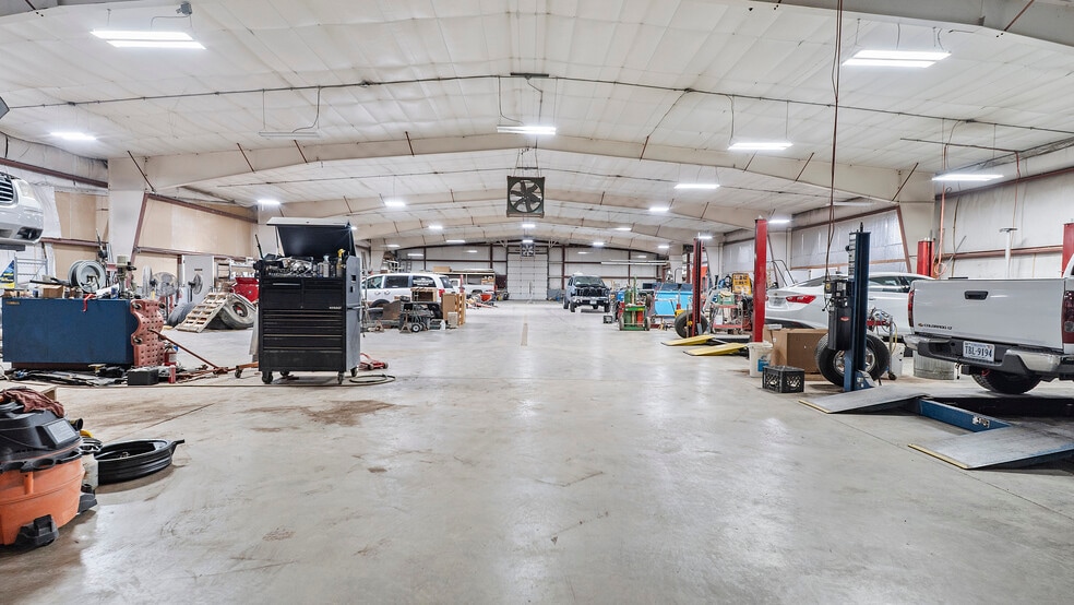 More Photos Of 4630 Crisfield Hwy, Crisfield Warehouse For Sale