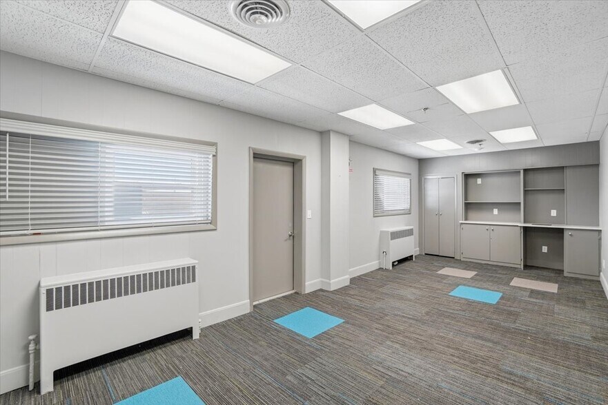 More Photos Of 175 E Broadway Ave, Westerville Office For Lease