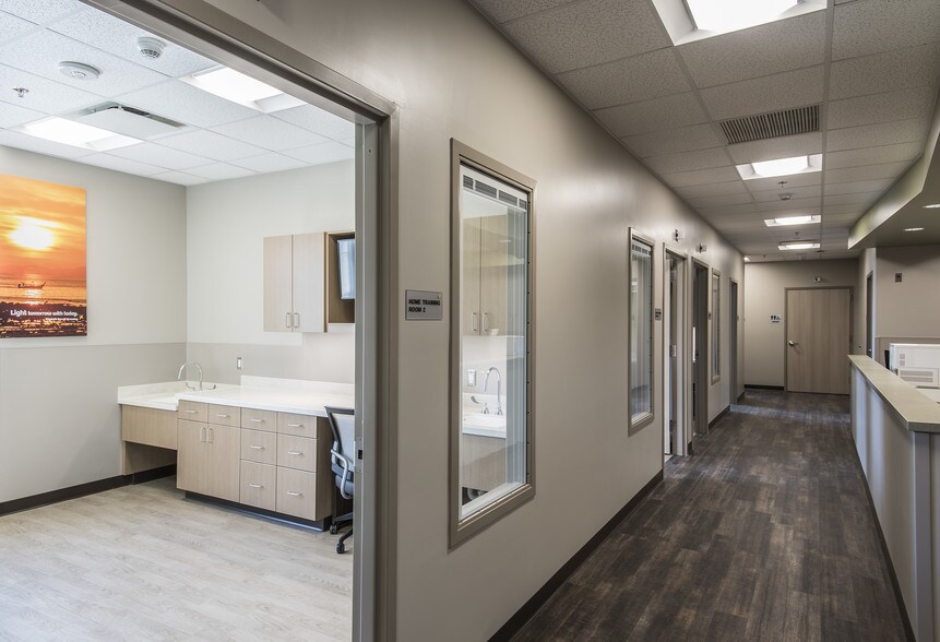 More Photos Of 926 E McDowell Rd, Phoenix Medical For Lease