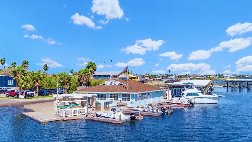 More Photos Of 4242 Laguna Shores Rd, Corpus Christi Marina For Lease