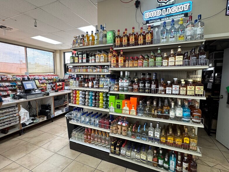 More Photos Of 601 S Hwy 395, Olancha Service Station For Sale