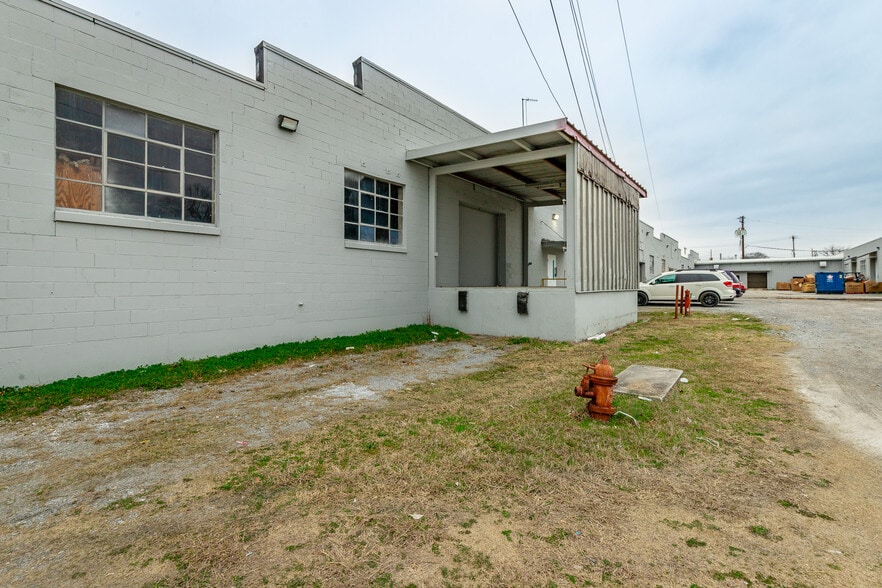 More Photos Of 3715 Calhoun Ave, Chattanooga Manufacturing For Lease