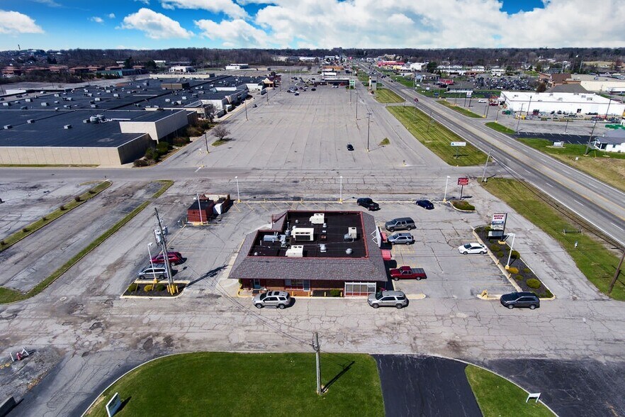 More Photos Of 1565 Marion-Waldo Rd, Marion General Retail For Sale