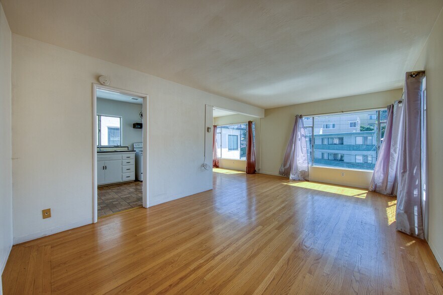 More Photos Of 410 Merritt Ave, Oakland Apartments For Sale