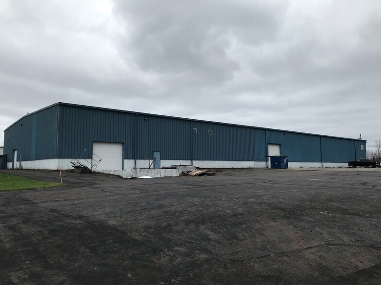 More Photos Of 429 Portage Blvd, Kent Warehouse For Sale