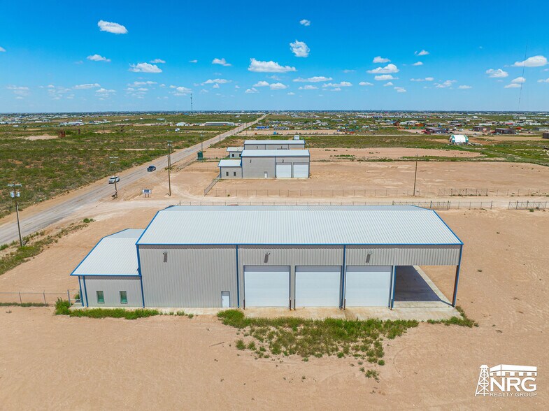 More Photos Of 15095 W 42nd St, Odessa Warehouse For Lease