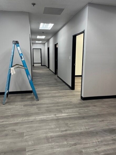 More Photos Of 11830 Wakeman St, Santa Fe Springs Manufacturing For Sale