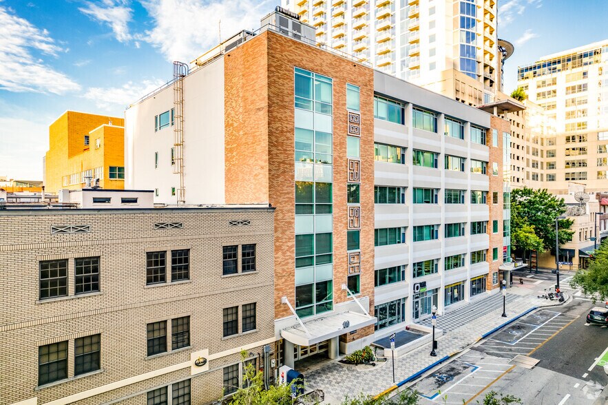 More Photos Of 100 E Pine St, Orlando Office For Sale