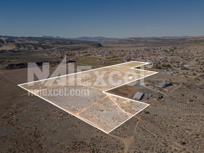 More Photos Of Diamond Black Ranch Rd rd, Diamond Valley Land For Sale