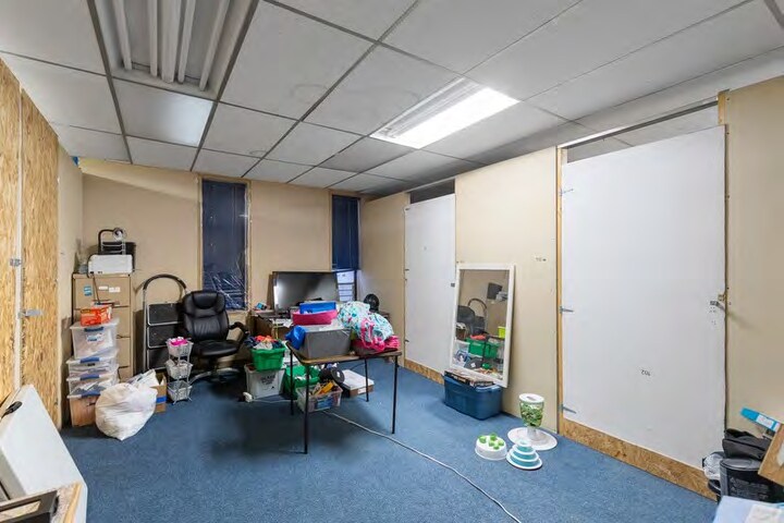 More Photos Of 275 Okanagan Av E, Penticton Industrial For Sale