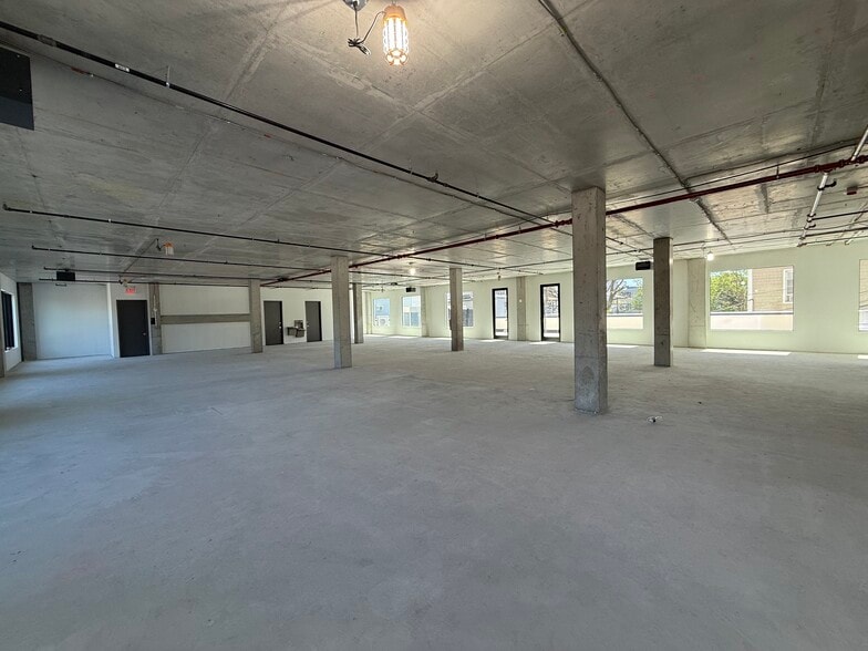 More Photos Of 206 Ditmas Ave, Brooklyn Office For Lease