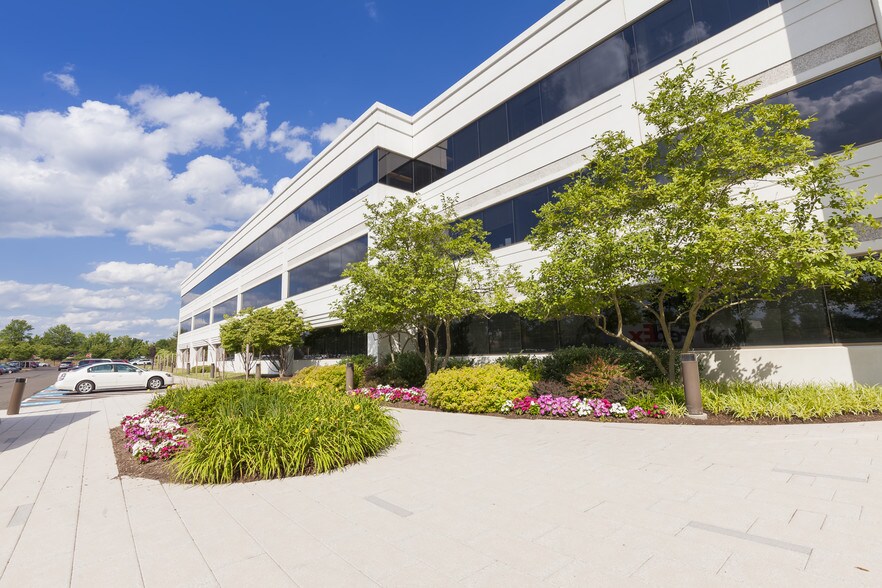 More Photos Of 100 Witmer Rd, Horsham Township Office For Lease