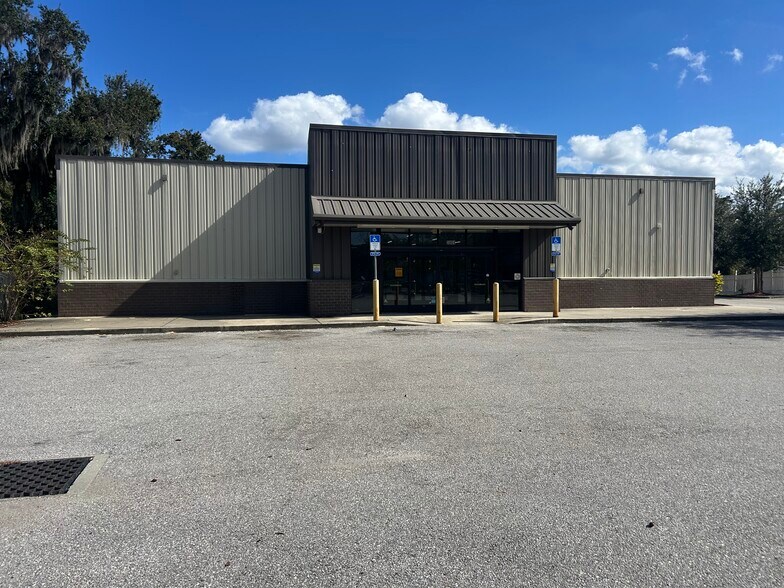 Primary Photo Of 3801 N Main St, Jacksonville Freestanding For Lease
