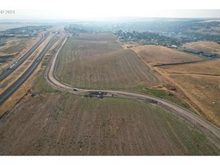 More Photos Of SE Kirk Ave, Pendleton Land For Sale