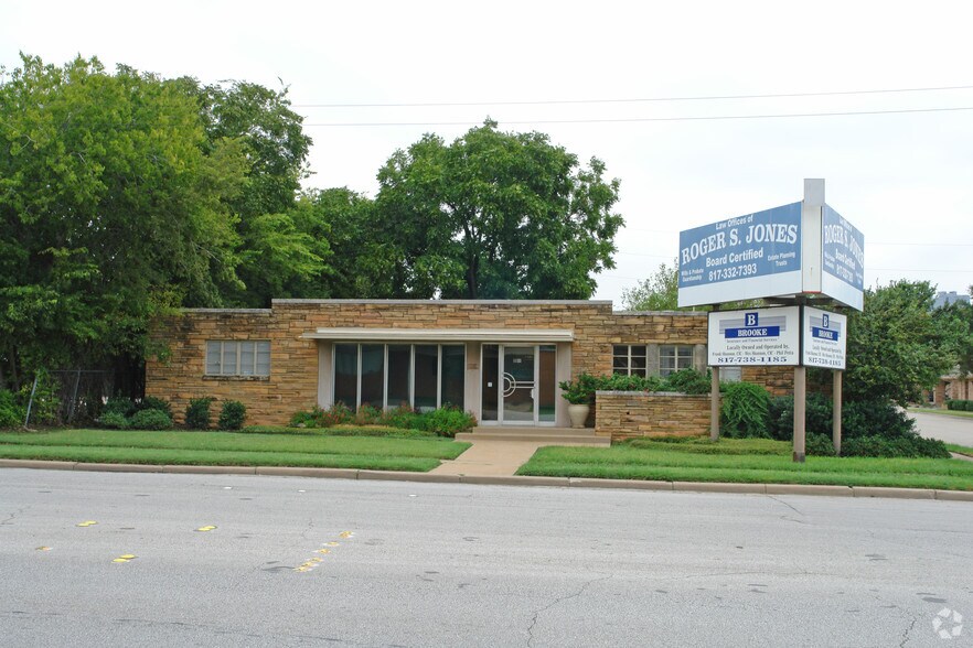 More Photos Of 1100 Pennsylvania Ave, Fort Worth Medical For Sale