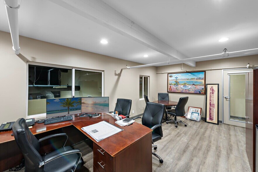 More Photos Of 615-623 S State College Blvd, Fullerton Distribution For Sale