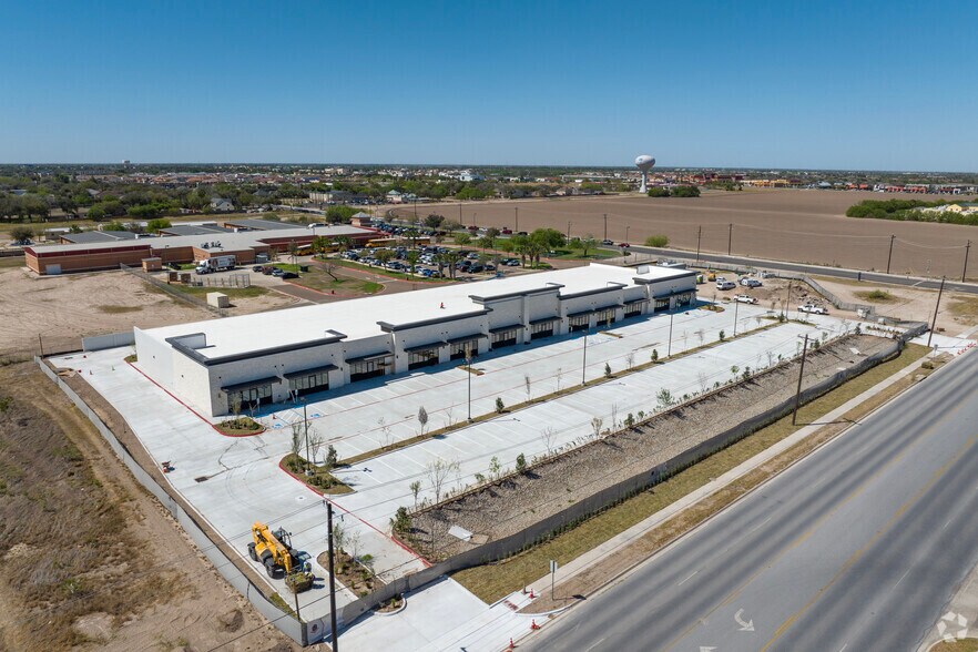 More Photos Of 5013 Sugar rd, Edinburg Medical For Lease