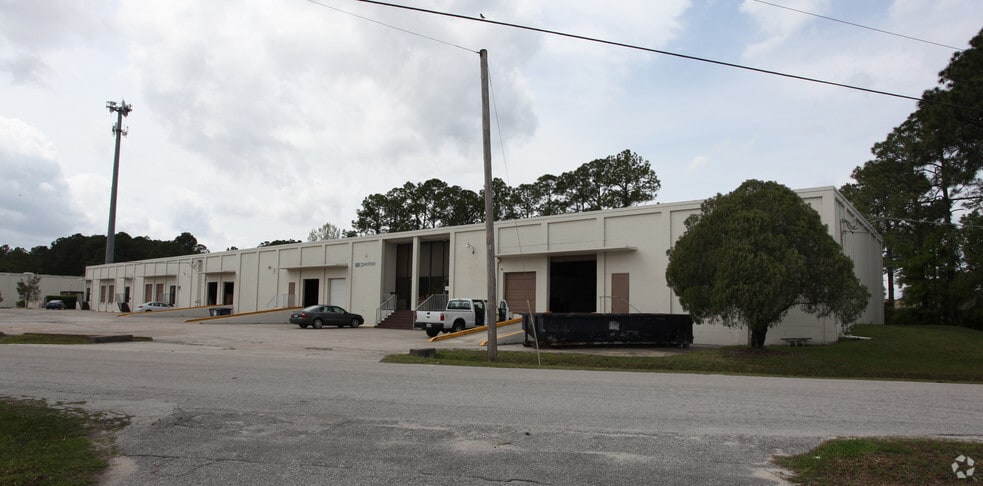 More Photos Of 3028 Mercury Rd, Jacksonville Warehouse For Lease