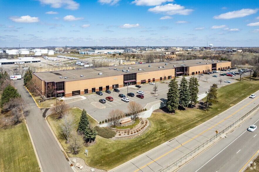 More Photos Of 2215-2235 Highway 36 W, Roseville Manufacturing For Lease