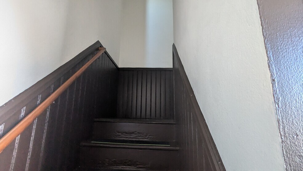 More Photos Of 15-17 Emmett St, Providence Apartments For Sale