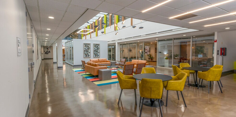 More Photos Of 7155 Old Katy Rd, Houston Office For Sale