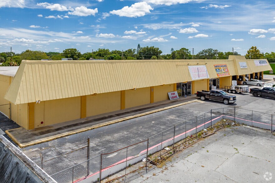 More Photos Of 5144-5158 US Highway 19, New Port Richey Freestanding For Lease