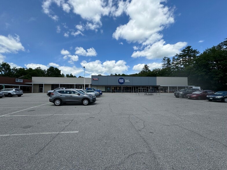 More Photos Of 179 Main St, South Paris Unknown For Lease