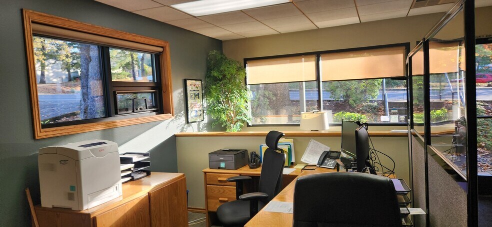 More Photos Of 11705 SW 68th Ave, Portland Office For Lease