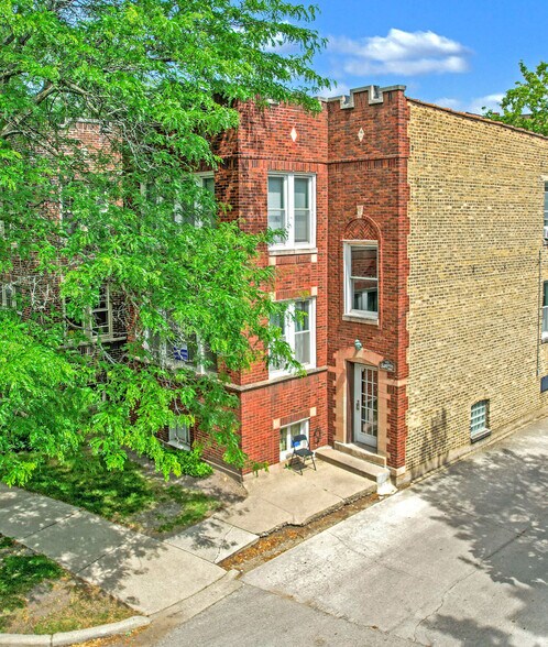 Primary Photo Of 1103 Simpson St, Evanston Apartments For Sale