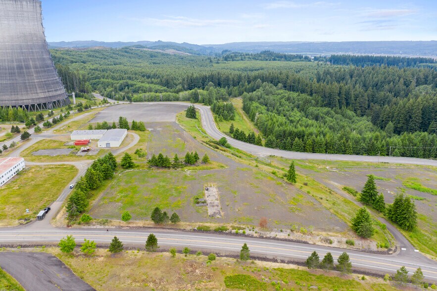 More Photos Of Commerce Ln, Elma Land For Lease