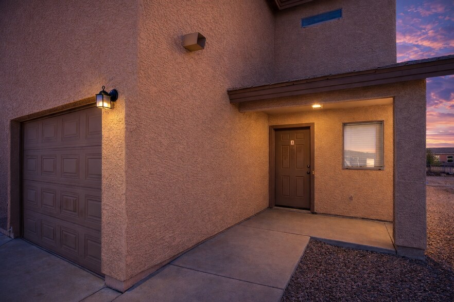 More Photos Of 15855 S Moon Valley Rd, Arizona City Apartments For Sale